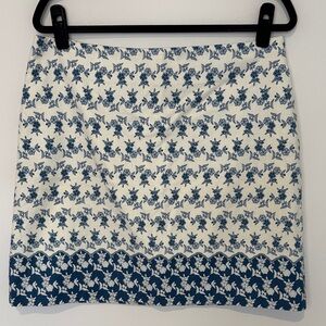 LOFT Blue and White Floral Mini Skirt - Size 12